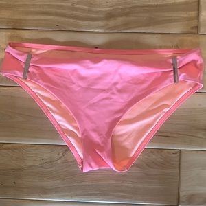 Peach/Gold Victoria's Secret Bikini Bottom sz L